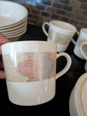 Corelle Mirage Pattern Vintage 1980 Cups, Bowls And Saucers.